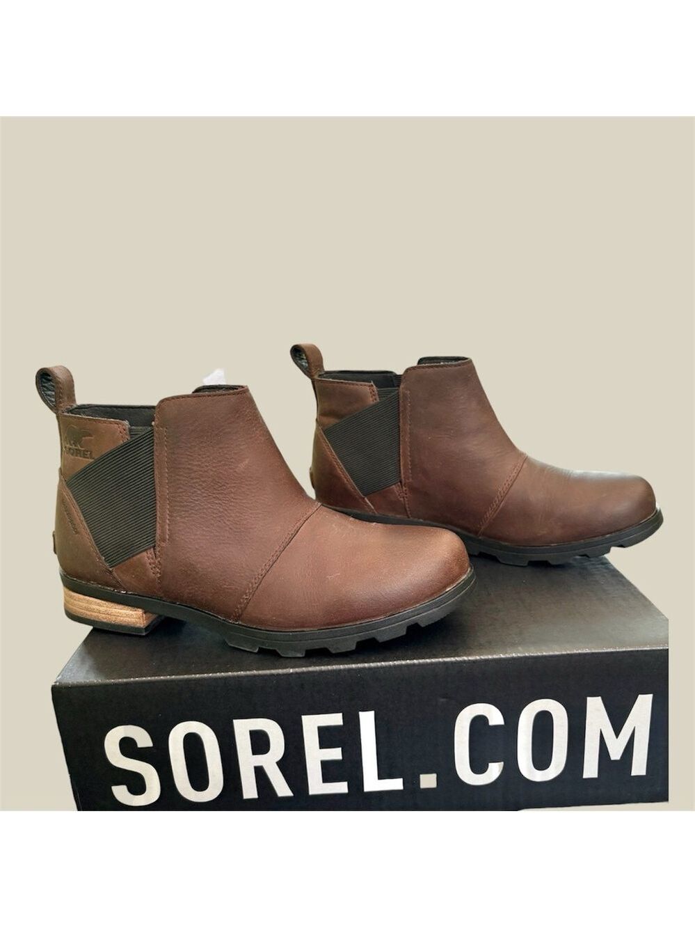 Sorel Brown Leather Emelie Chelsea Boots - Classic Slip-On. Size 7. EUC! - Picture 12 of 16